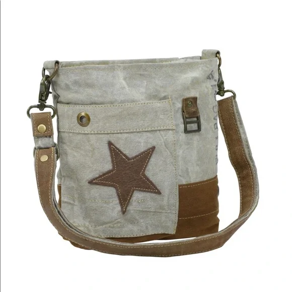 Myra Bag- Leather Star Crossbody - Picture 3 of 12